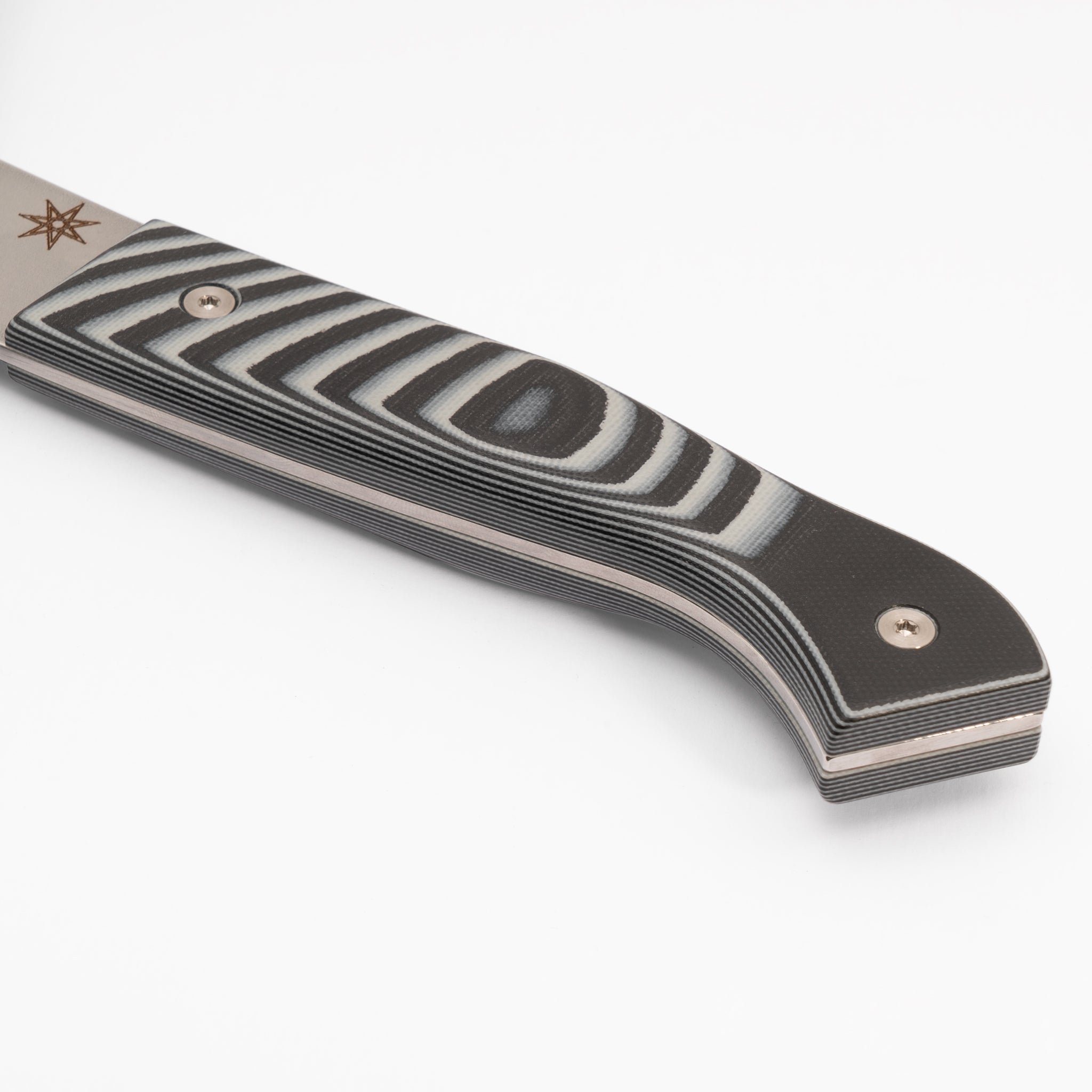 Detail photo of black and gray hankotsu G-10 kitchen knife handle Town Cutler 